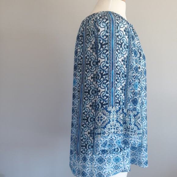 * New Directions Blue Suzani Print Peasant Boho Top SZ S - Picture 2 of 7